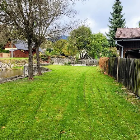 Ferienhaus Chaloupka U Splavu *